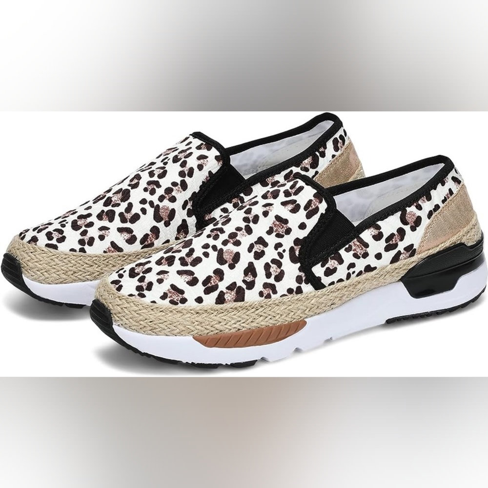 UUBARIS Sneakers - Unique Embroidered Floral Loafers - size 8.5 US